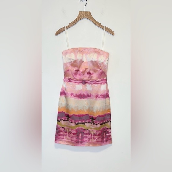 Banana Republic 100% silk strapless mini dress NWT , sz 4 petite - Picture 2 of 8